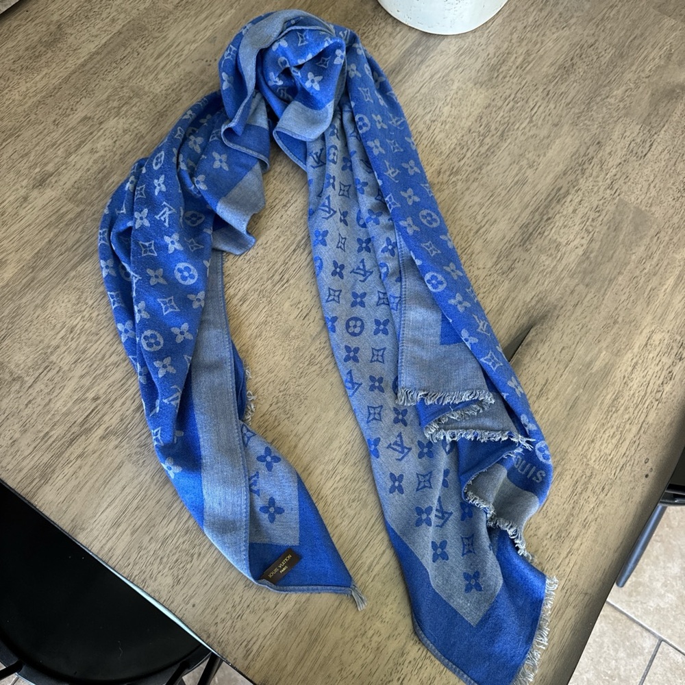 Scarf